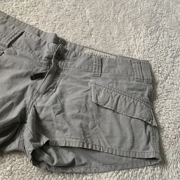 G-Star Raw Shorts Women’s M - Picture 2 of 11
